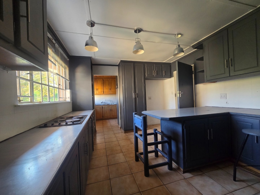 4 Bedroom Property for Sale in Heuwelsig Free State
